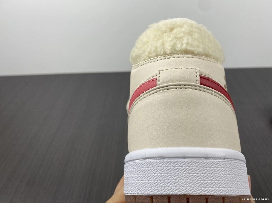 Fleece Mid 1 DO2207-264 (GS) Jordan Pearl - White 0120